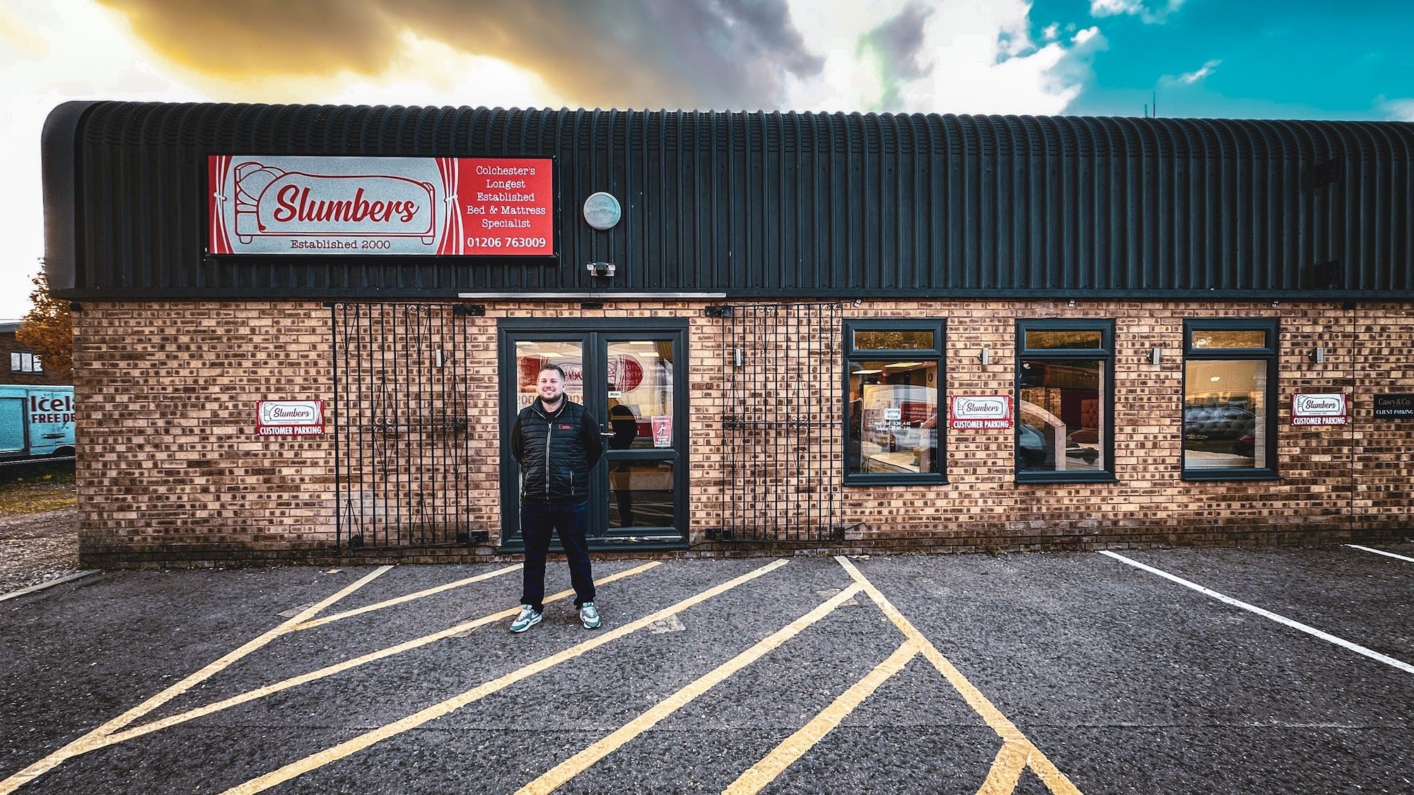 Slumbers bed & mattress shop in Colchester