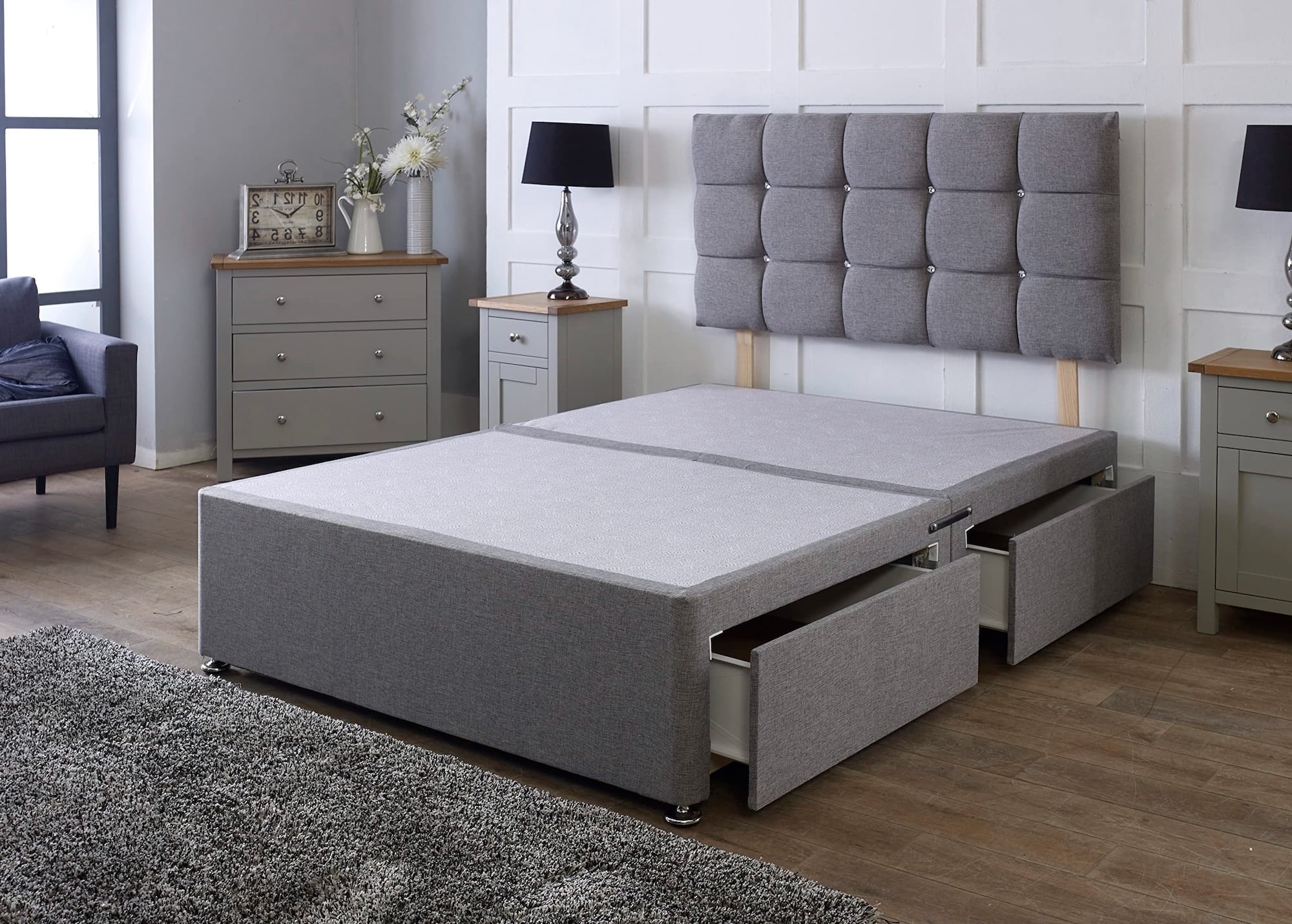 divan_f76d9cff-92fd-44ac-94a0-4cf1f11d408b